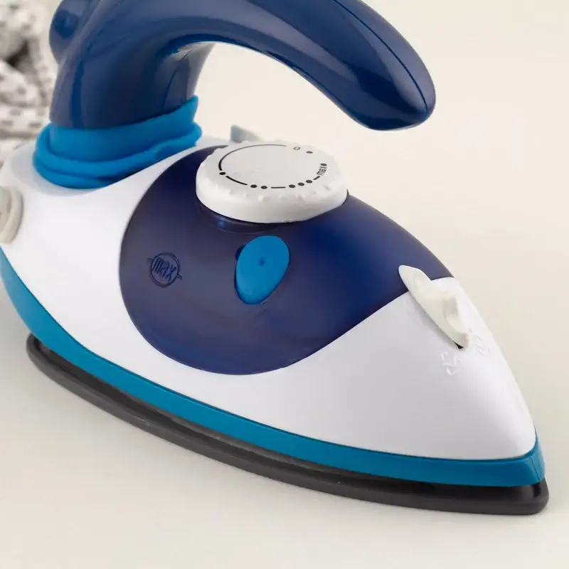 اتو مسافرتی هانوور 1200 وات مدل 1005 از نزدیک